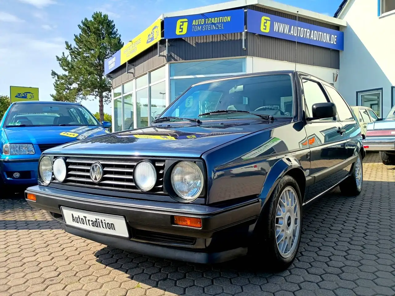 Volkswagen Golf II Sondermodell Tour -Schiebedach -Automatik -AHK -Scheckheft -Oldtimerzulassung, foto 1