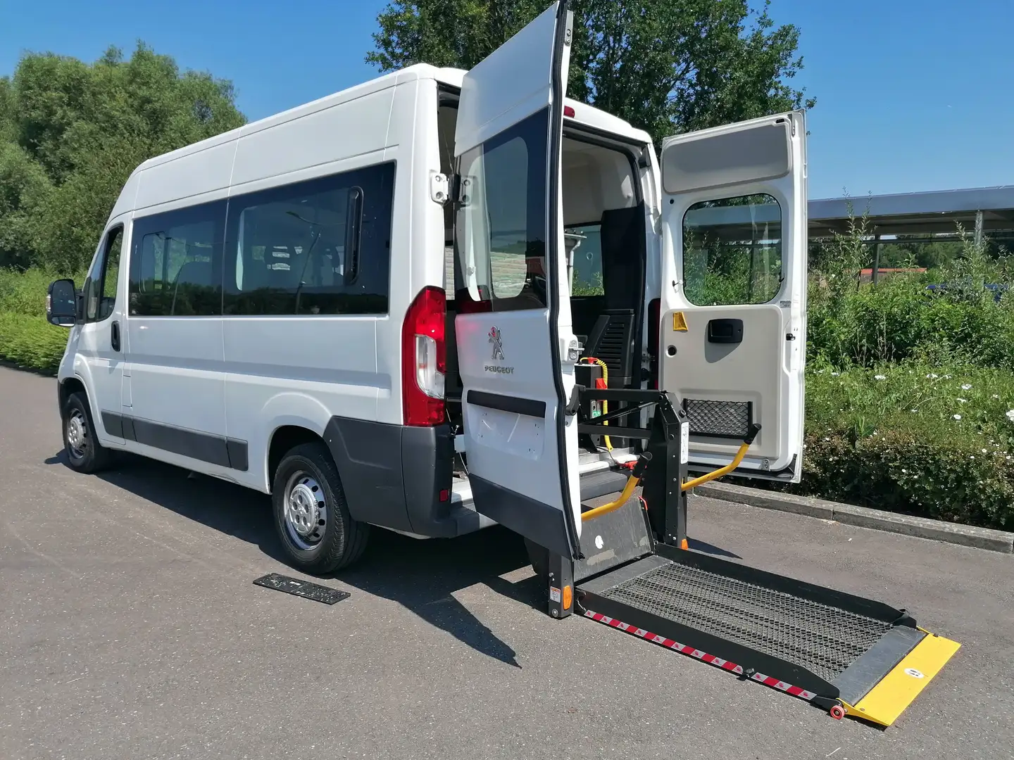 Peugeot Boxer 2.2HDI👉installation P.M.R👩‍🦽7PLACES💺 Blanc - 1