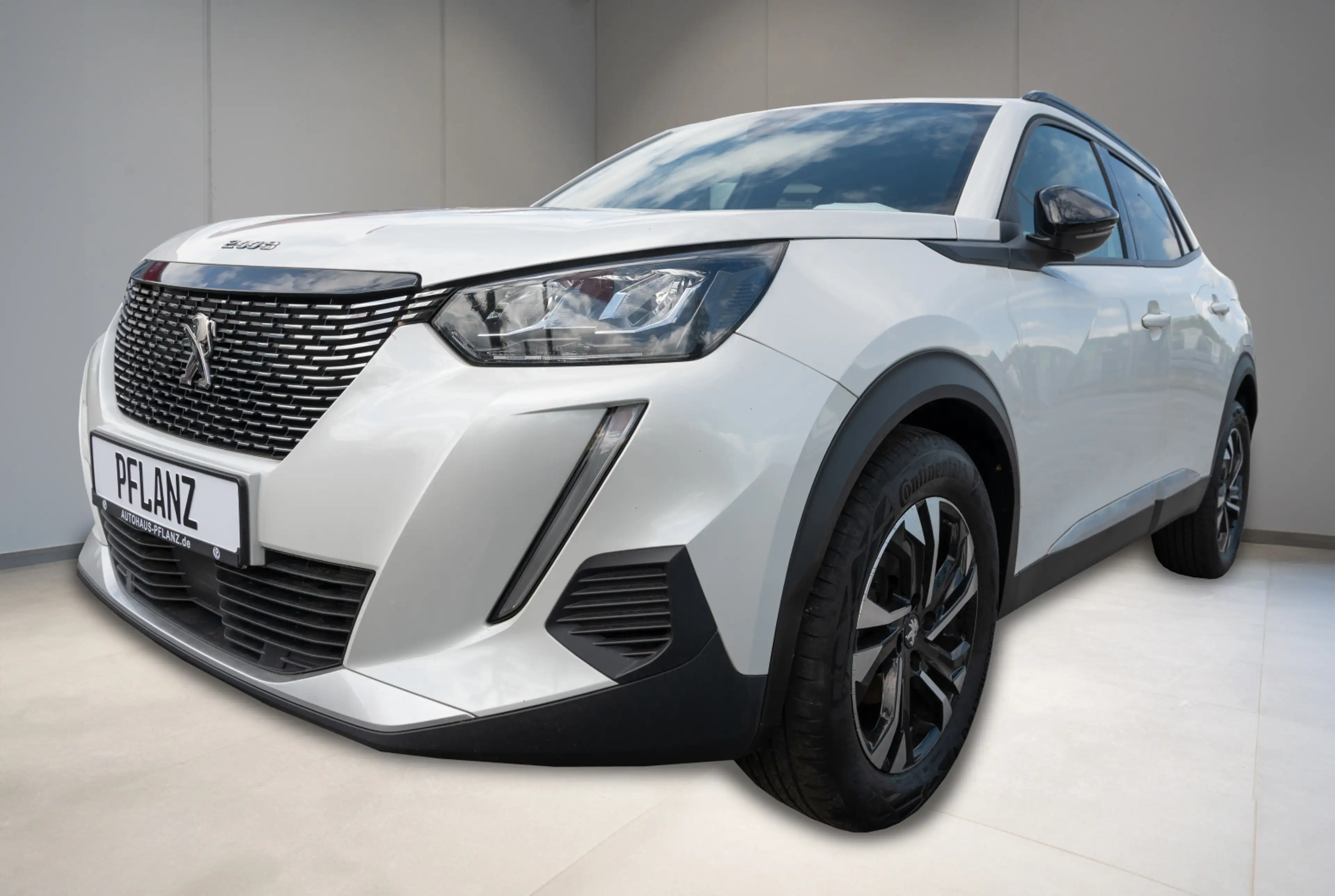 Peugeot 2008 Allure 1.2 PureTech 130 EAT8 *MIRROR SCREEN*180°KAMERA*