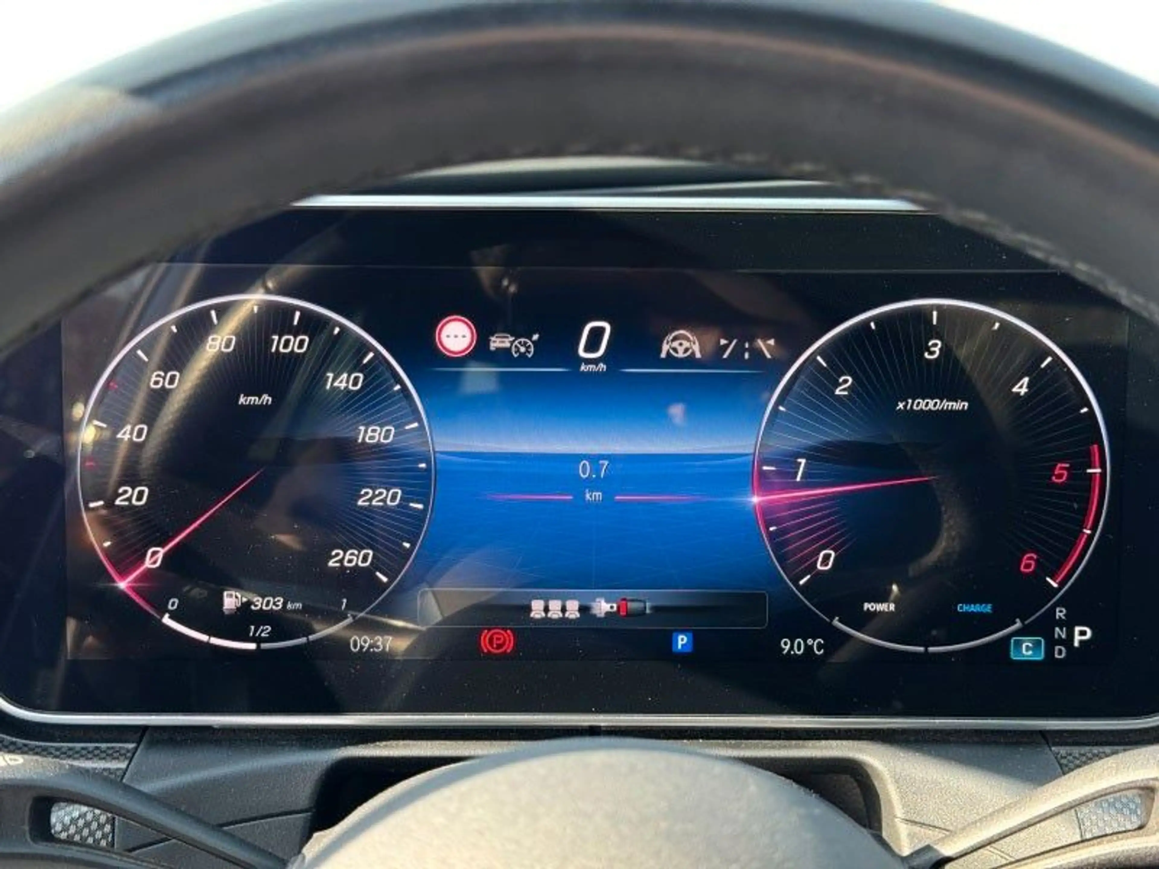 Mercedes-Benz C 300 d 4Matic — photo 14