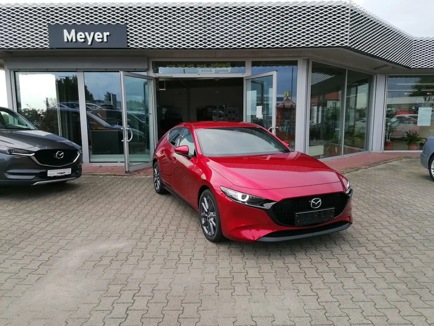 Mazda 3 Exclusive-Line Matrix-LED BOSE 360 HUD Rot - 1