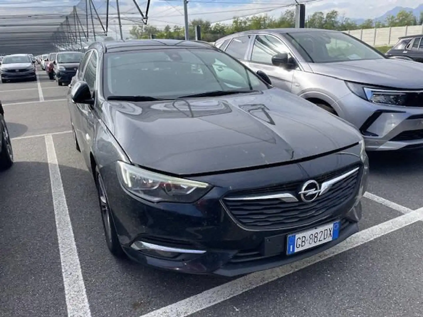 Opel Insignia Sports Tourer 1.6 CDTI Business Noir - 2