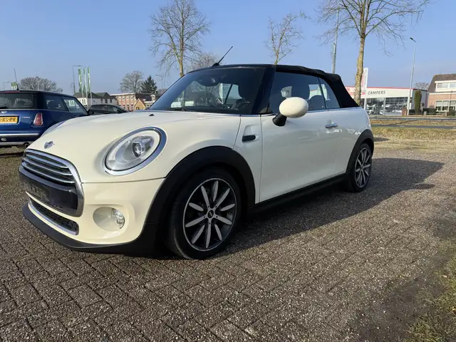 MINI Cooper Cabrio Mini 1.5 Chili. LED,Half leer,17". Eerste eig !! Z