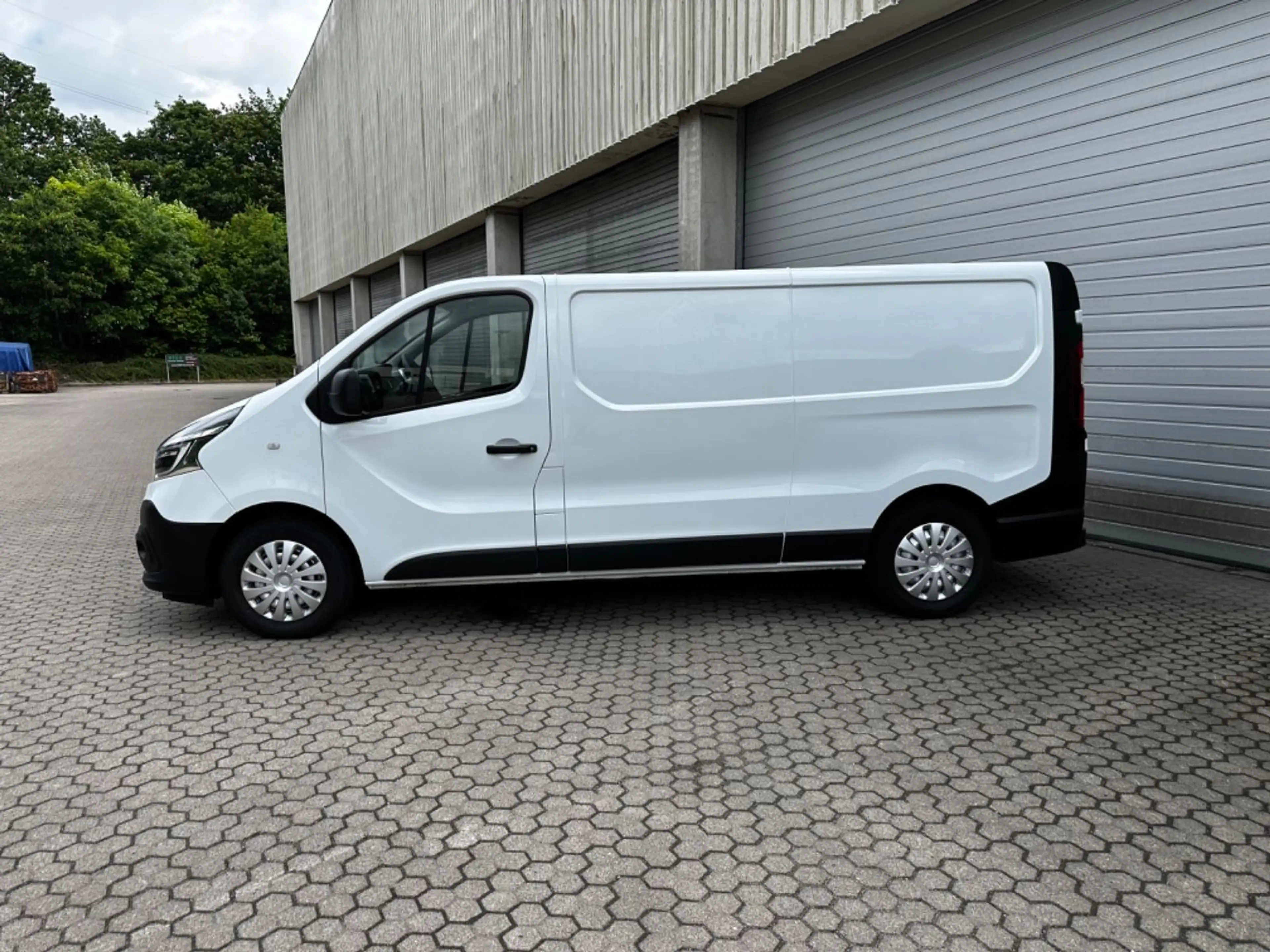 Renault Trafic 2.0DCi Kasten L2H1 3,0t*Navi*Klima*LED — photo 15