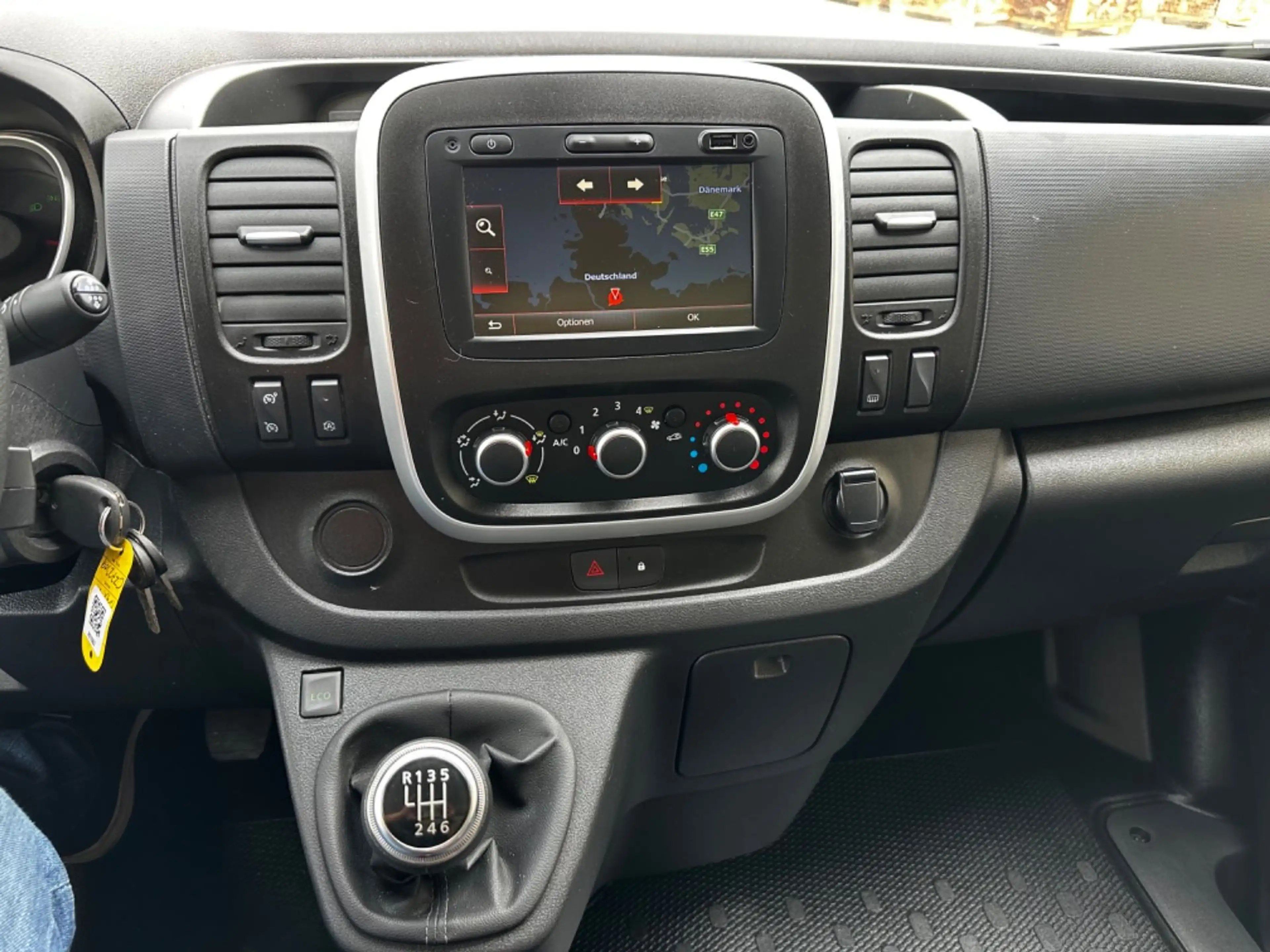 Renault Trafic 2.0DCi Kasten L2H1 3,0t*Navi*Klima*LED — photo 5