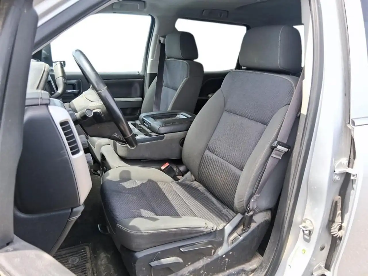 GMC Sierra 1500 снимка GMC Sierra 1500