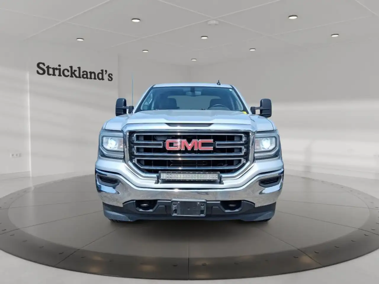 GMC Sierra 1500 снимка GMC Sierra 1500