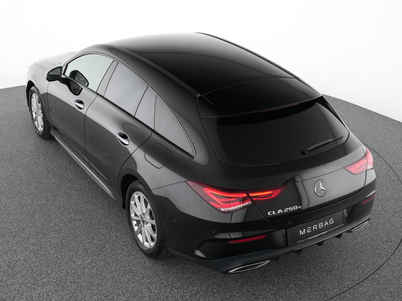 Mercedes-Benz CLA 250 e SB AMG Night 360° HUD Distronic Keyless — photo 11