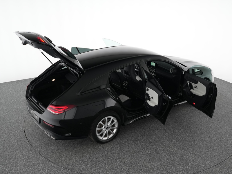 Mercedes-Benz CLA 250 e SB AMG Night 360° HUD Distronic Keyless — photo 13