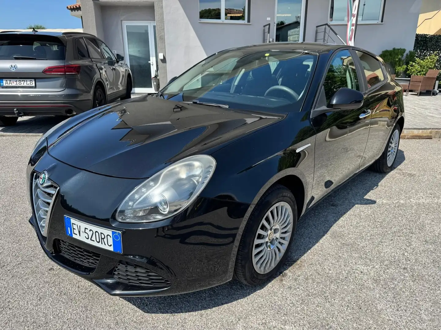 Alfa Romeo Giulietta 1.4 Turbo Progression Černá - 1