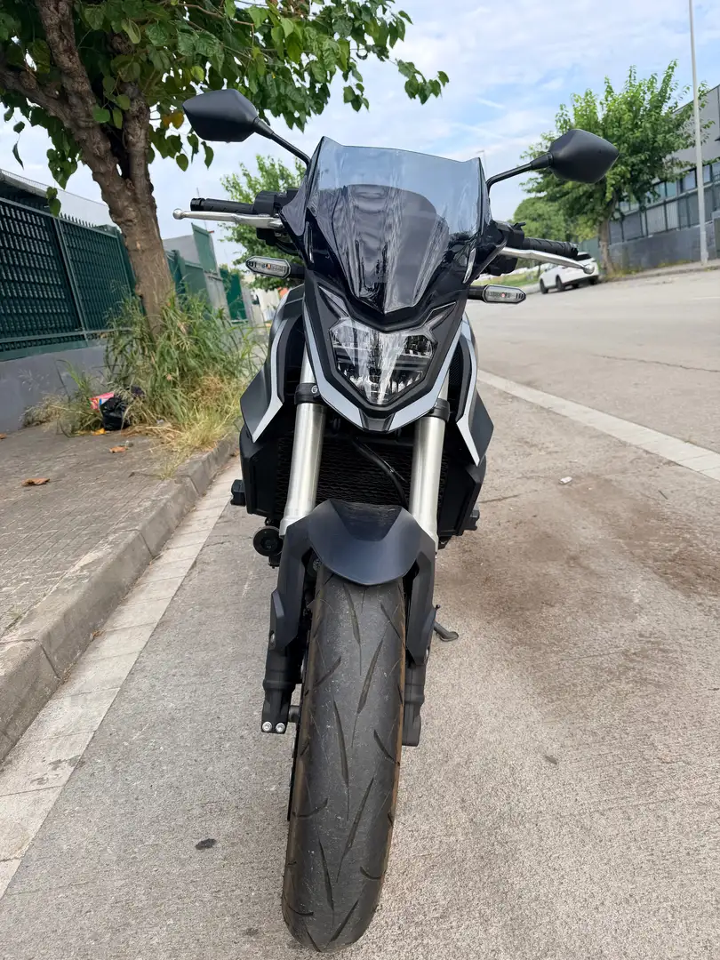 Honda CB 750 Hornet Gris - 2