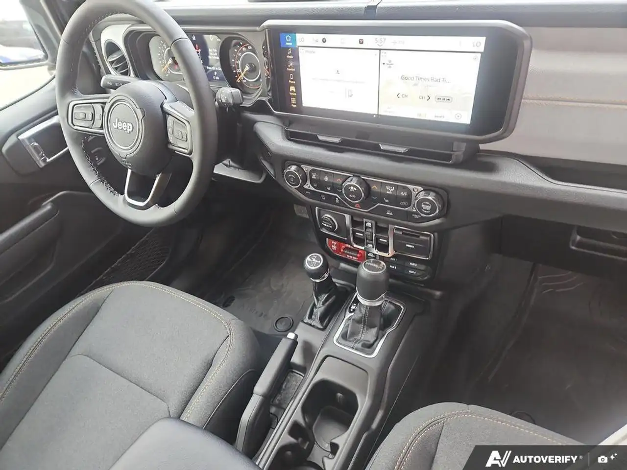 Jeep Gladiator photo Jeep Gladiator