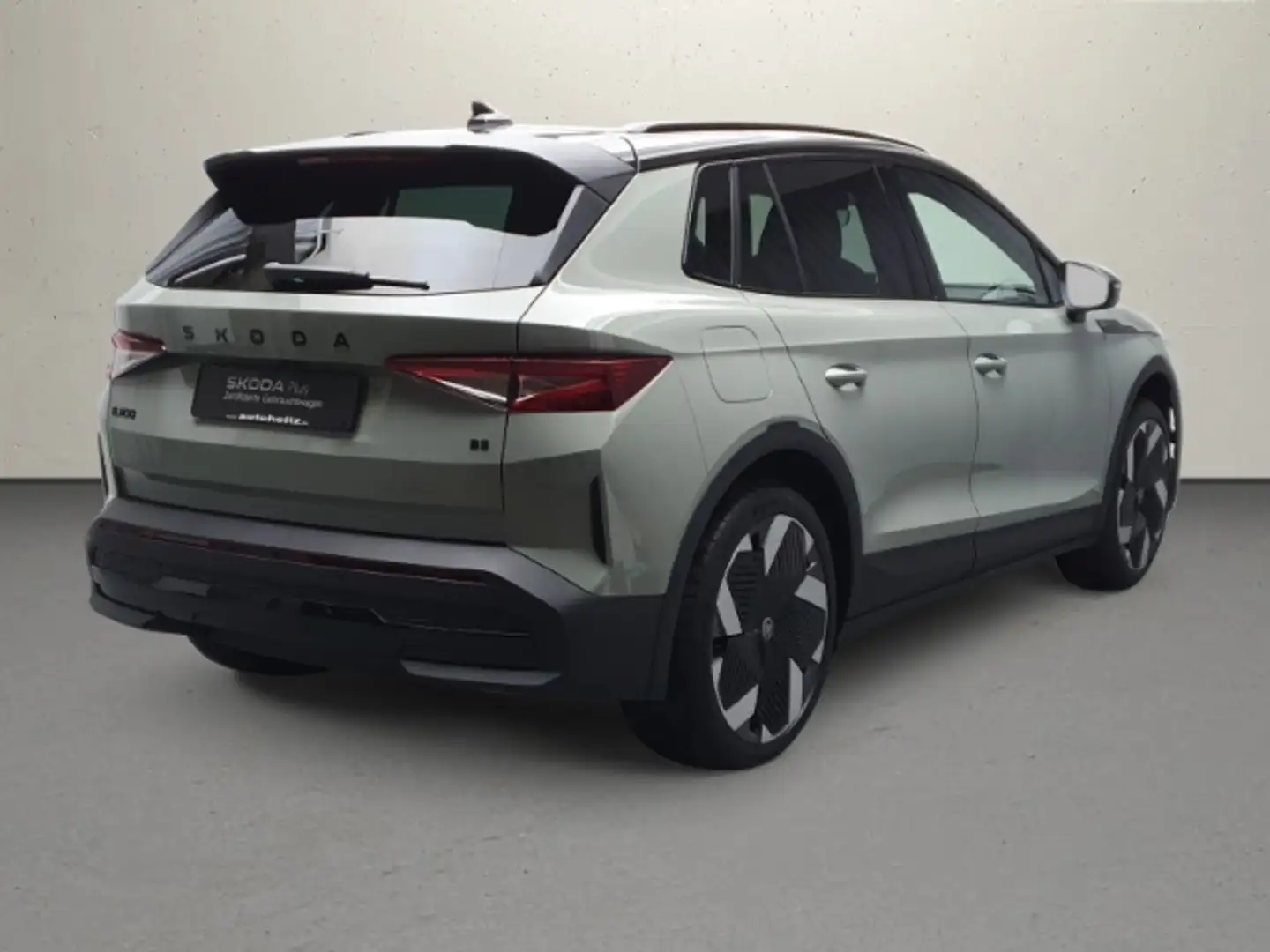 Skoda Elroq 85 Lodge Wärmepumpe Navi Matrix LED AHK Grün - 2