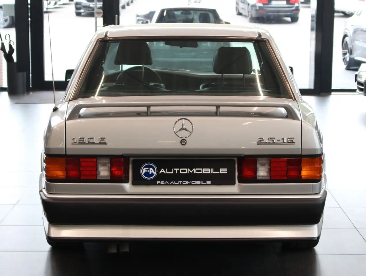 Mercedes-Benz 190 2.5 16V*1.Hand *Sammlerzustand, foto 6