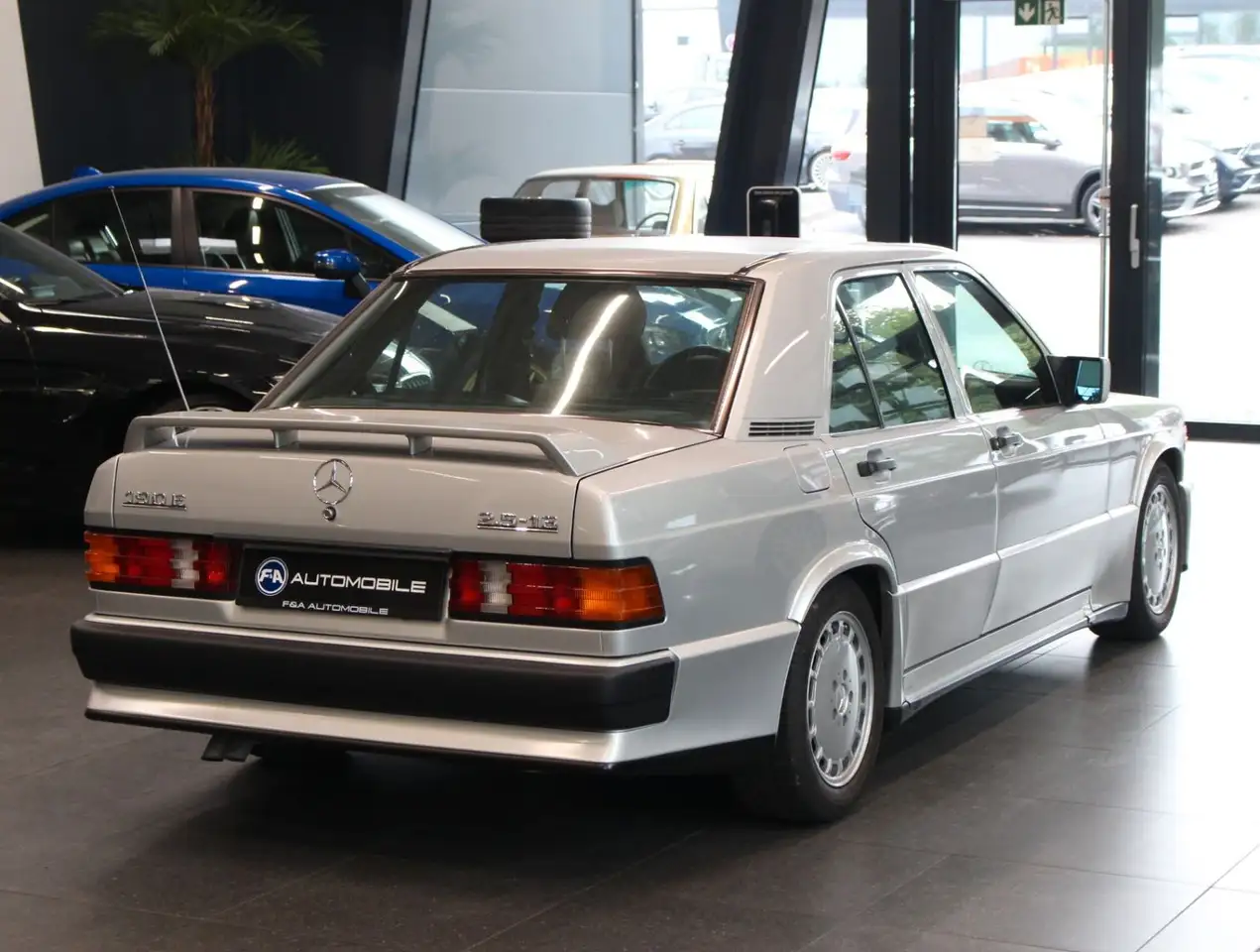 Mercedes-Benz 190 2.5 16V*1.Hand *Sammlerzustand, foto 5