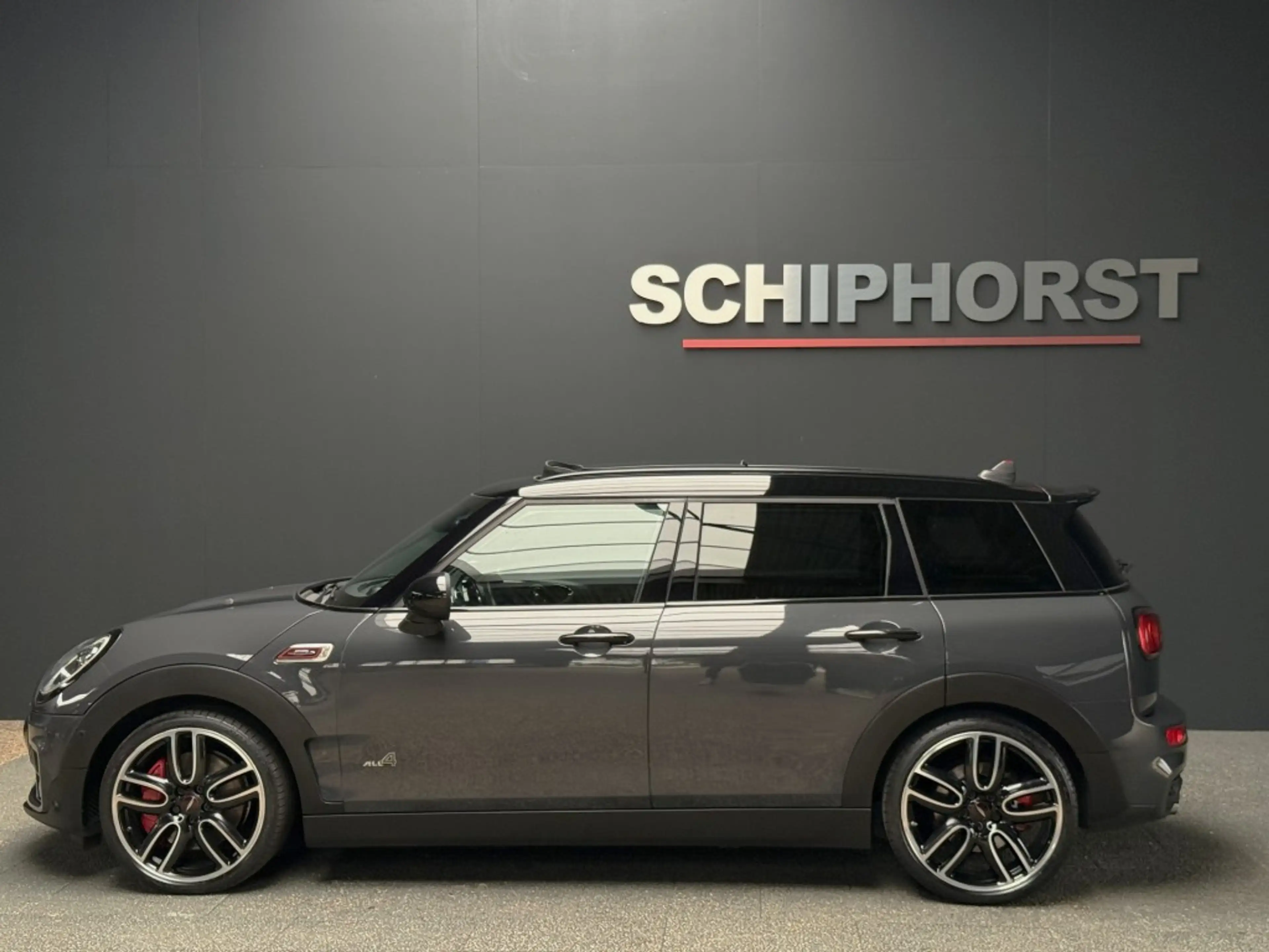 MINI John Cooper Works Clubman Clubman Jhon cooper works All4 Acc 231pk pano head — photo 6