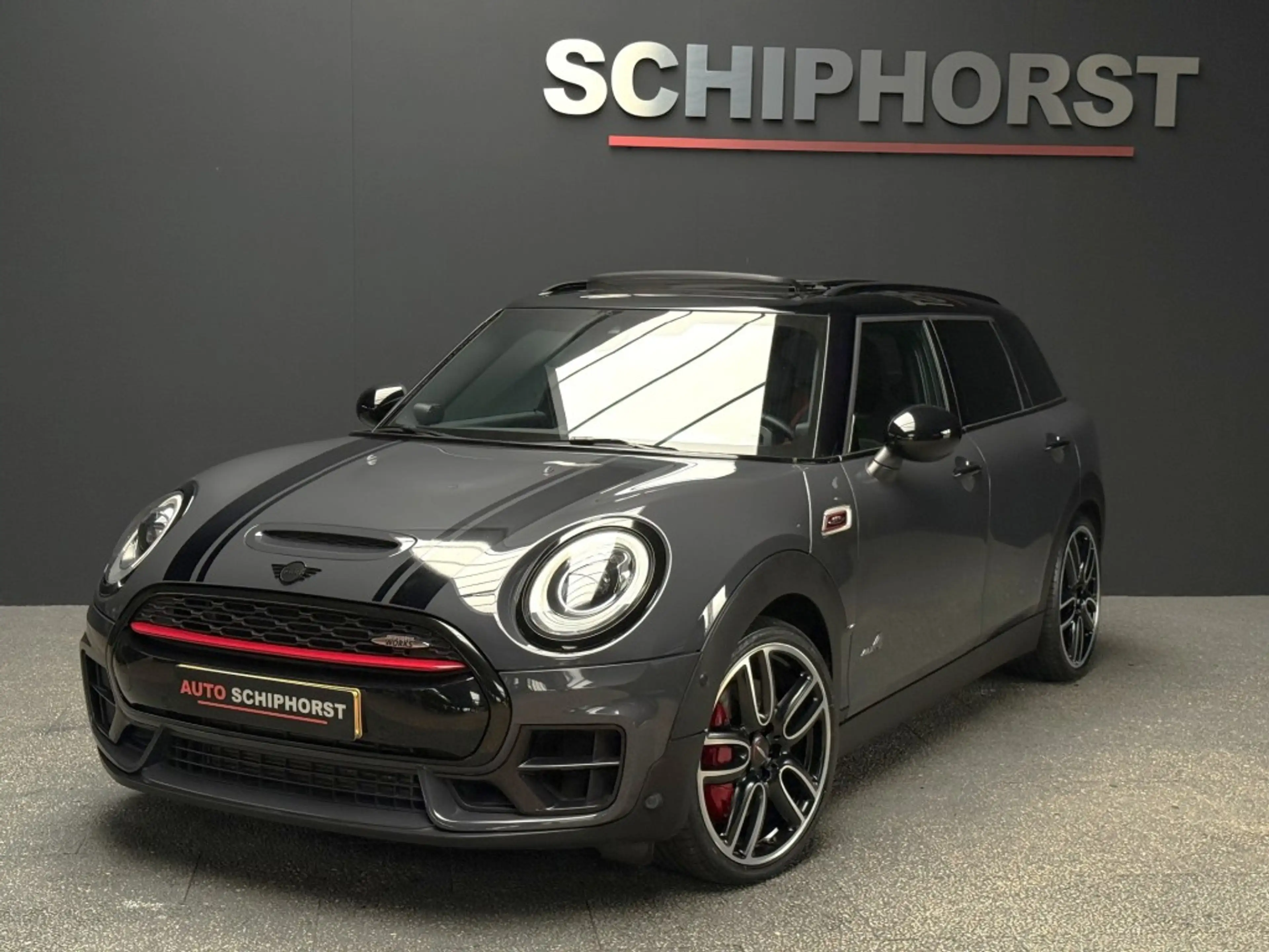 MINI John Cooper Works Clubman Clubman Jhon cooper works All4 Acc 231pk pano head — photo 8