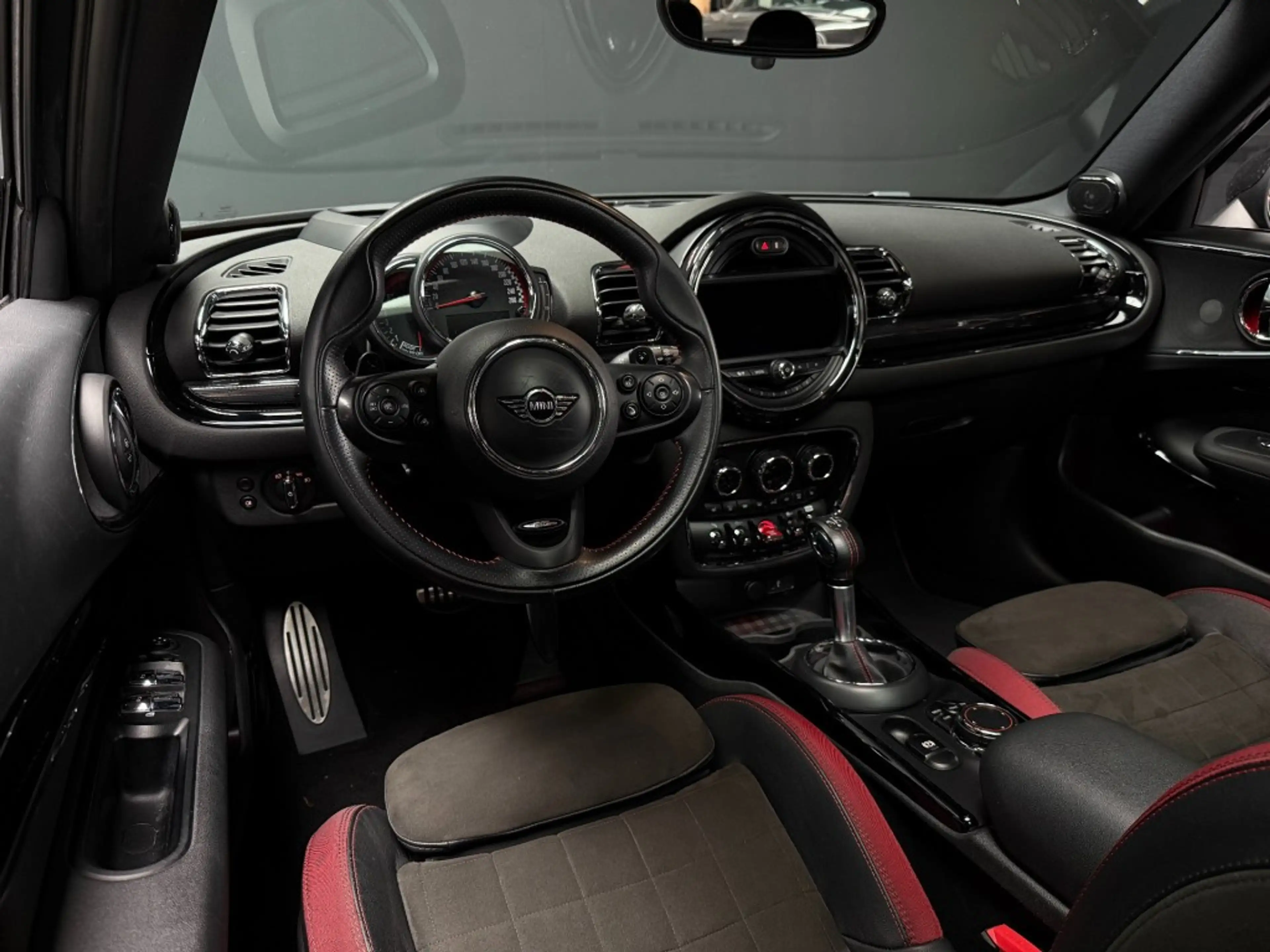 MINI John Cooper Works Clubman Clubman Jhon cooper works All4 Acc 231pk pano head — photo 2
