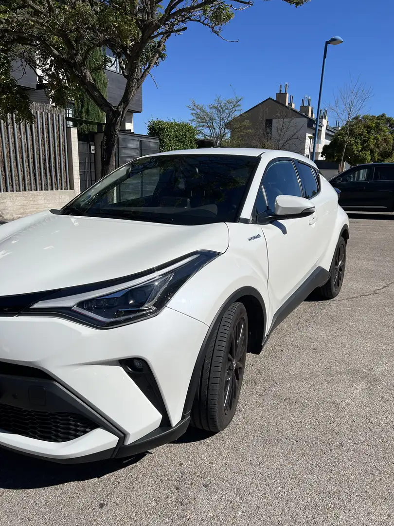 Toyota C-HR 125H Advance - 1