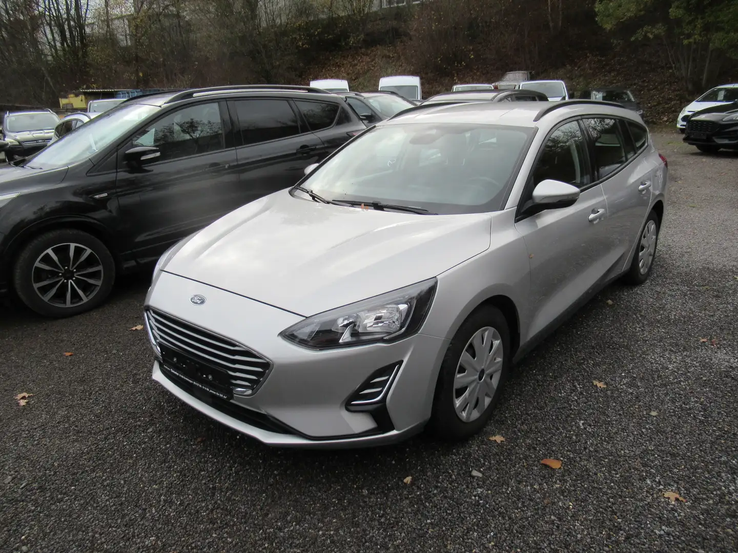 Ford Focus Trend Plateado - 2