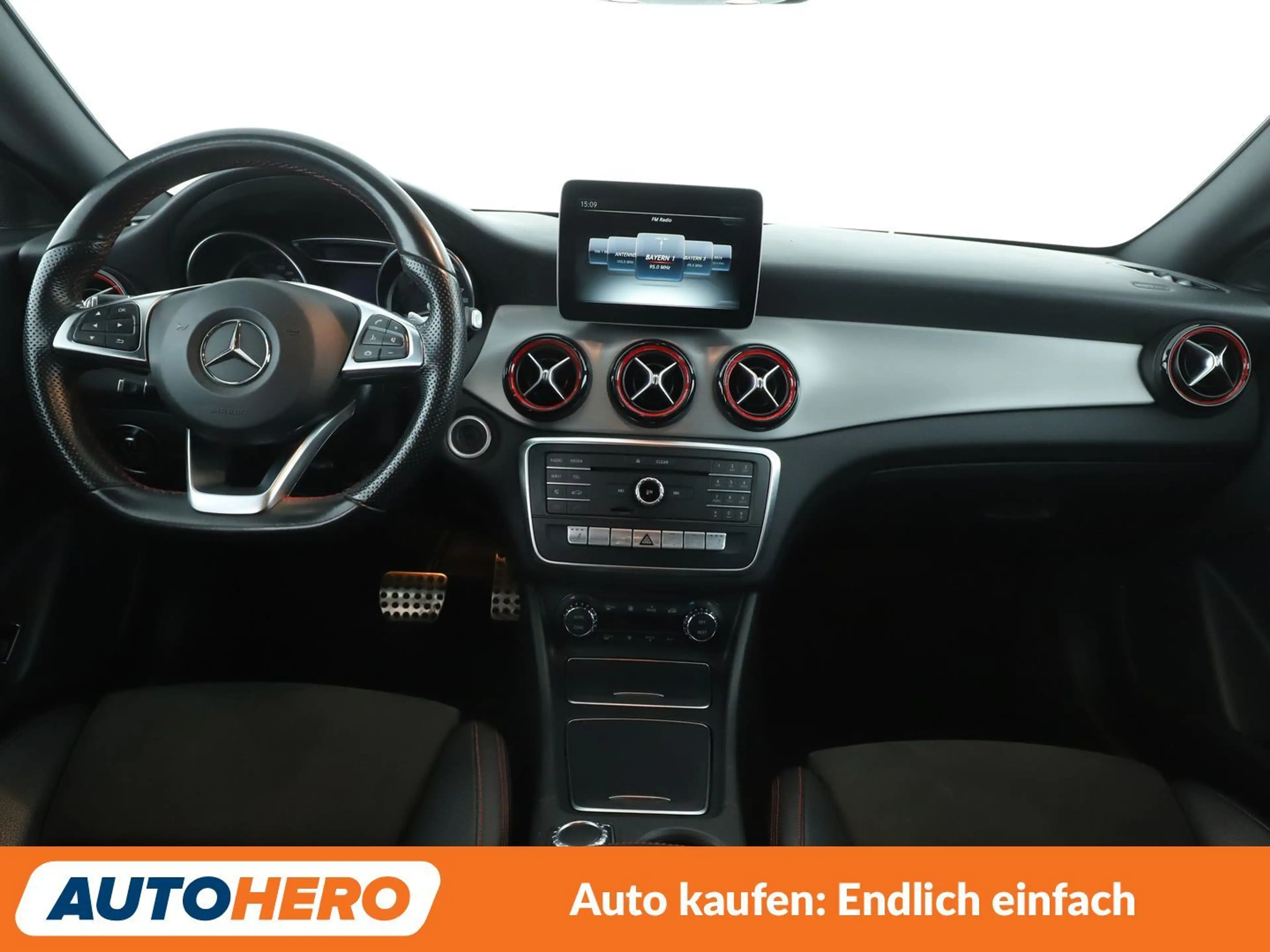 Mercedes-Benz CLA 250 CLA 250 Shooting Brake 4Matic Sport AMG Line — photo 12