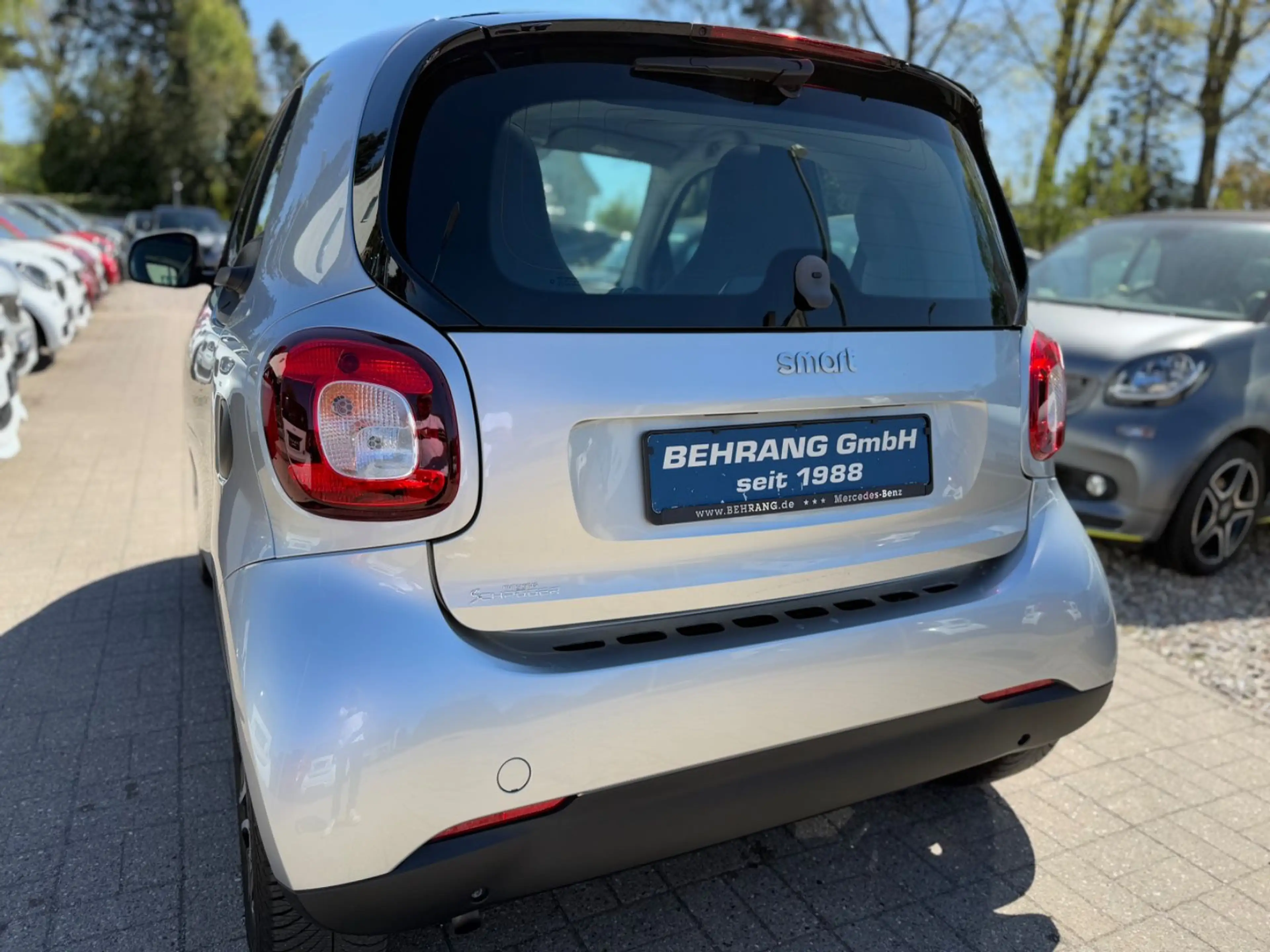 smart forTwo *PRIME*SITZHEIZUNG*LEDER*PANORAMA*1.HAND* — photo 9