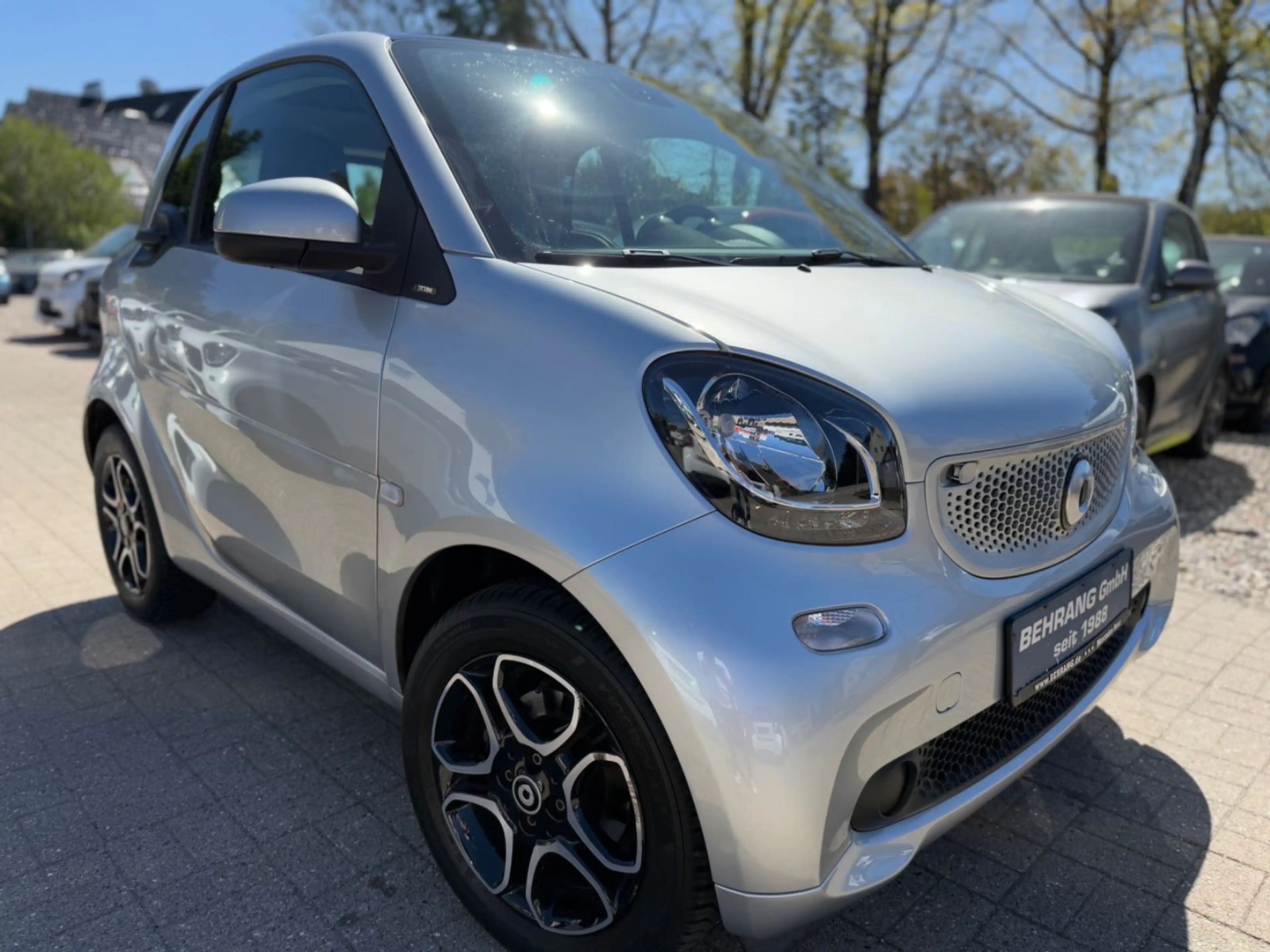 smart forTwo *PRIME*SITZHEIZUNG*LEDER*PANORAMA*1.HAND* — photo 13