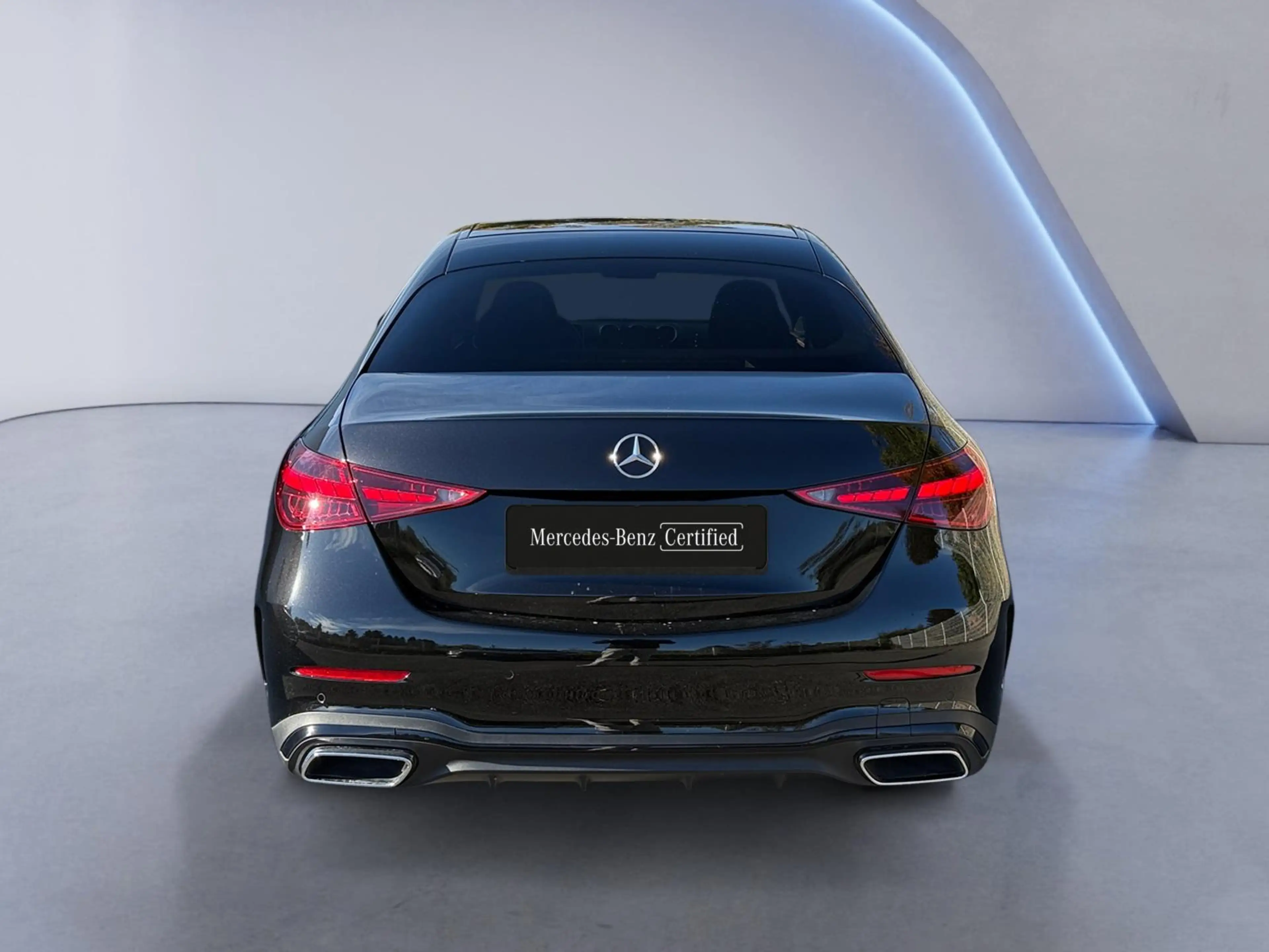 Mercedes-Benz C 180 AMG Line — photo 5