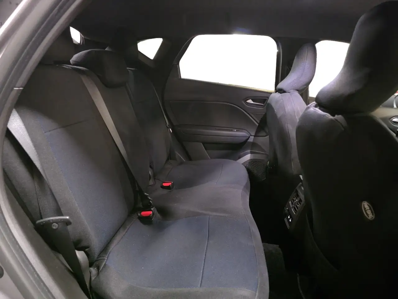 Renault Captur — photo 26