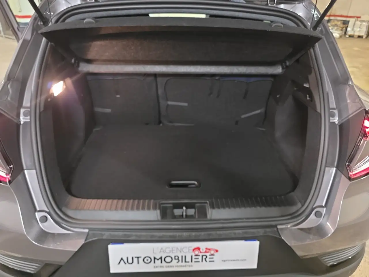 Renault Captur — photo 30