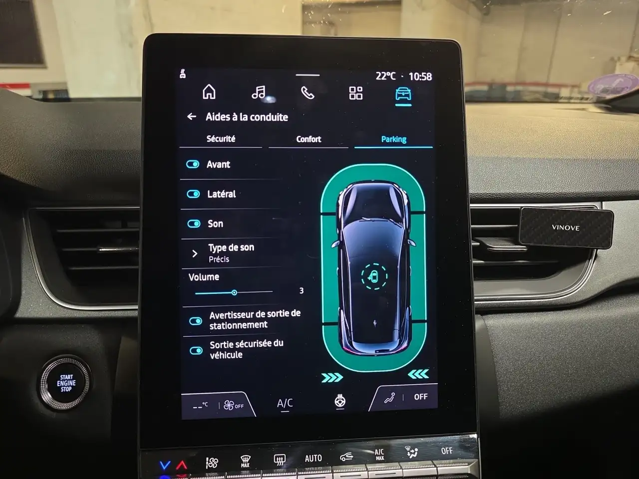 Renault Captur — photo 18