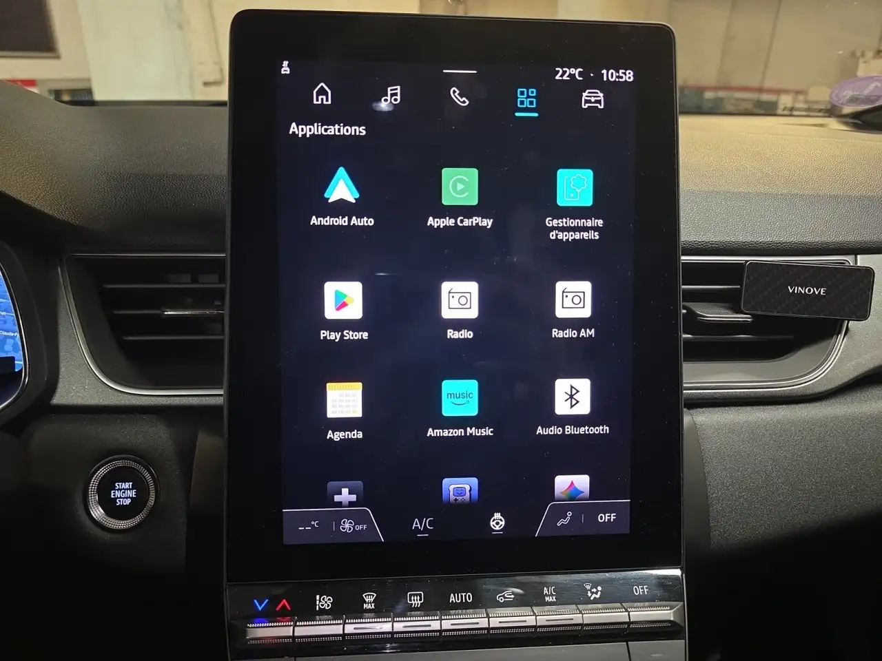 Renault Captur — photo 22