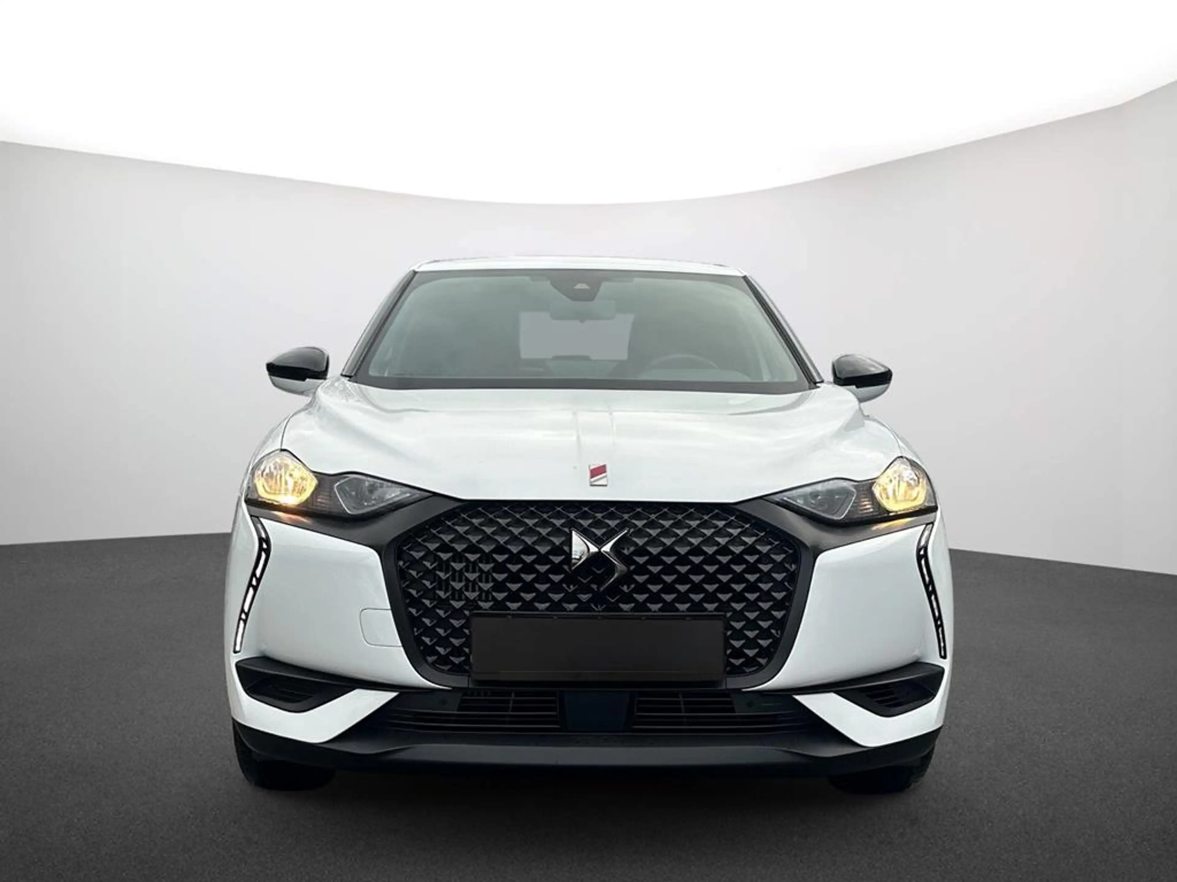 DS Automobiles DS 3 Crossback Performance Line — photo 3