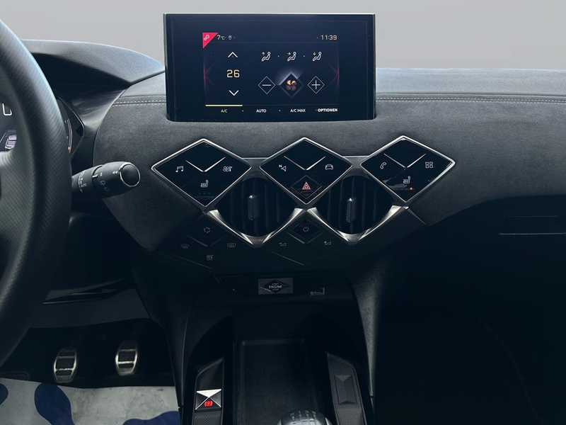DS Automobiles DS 3 Crossback Performance Line — photo 13