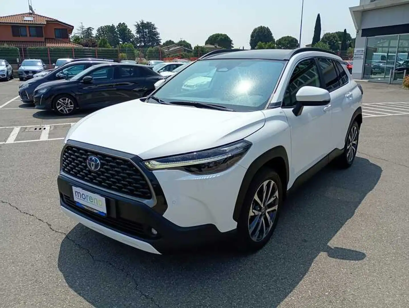 Toyota Corolla Cross 2.0h Lounge Light 4wd 197 CV e-cvt Bianco - 1