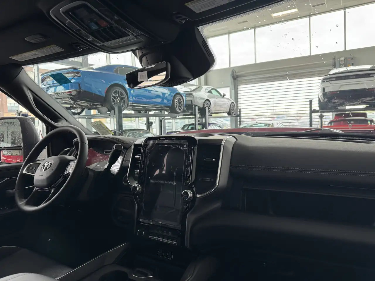 RAM 3500 снимка RAM 3500