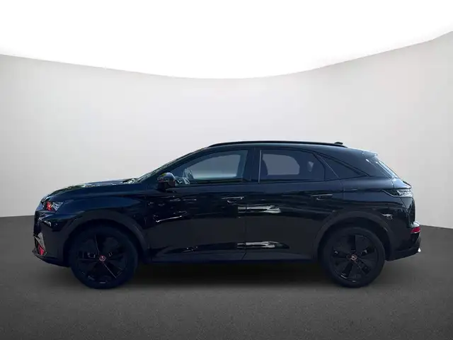 DS Automobiles DS 7 view 5