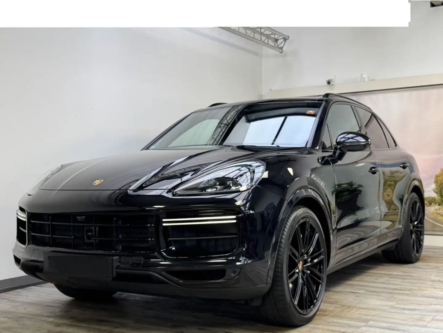Porsche Cayenne Turbo Aut. Zwart - 1