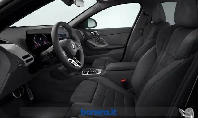 BMW 1 Series view 3