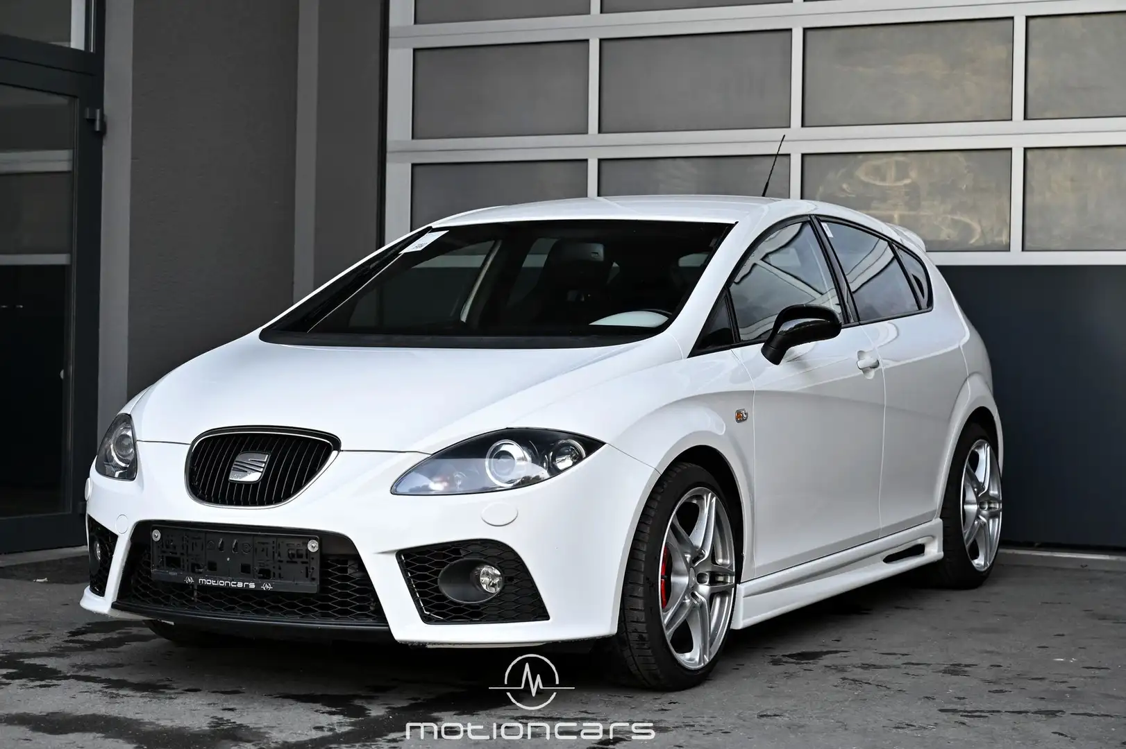 SEAT Leon 2.0 TSI Cupra Pickerl NEU Beyaz - 1