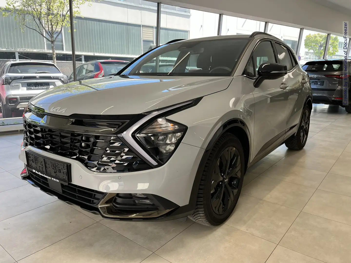 Kia Sportage Anniversary Edition 4WD AT Grau - 1