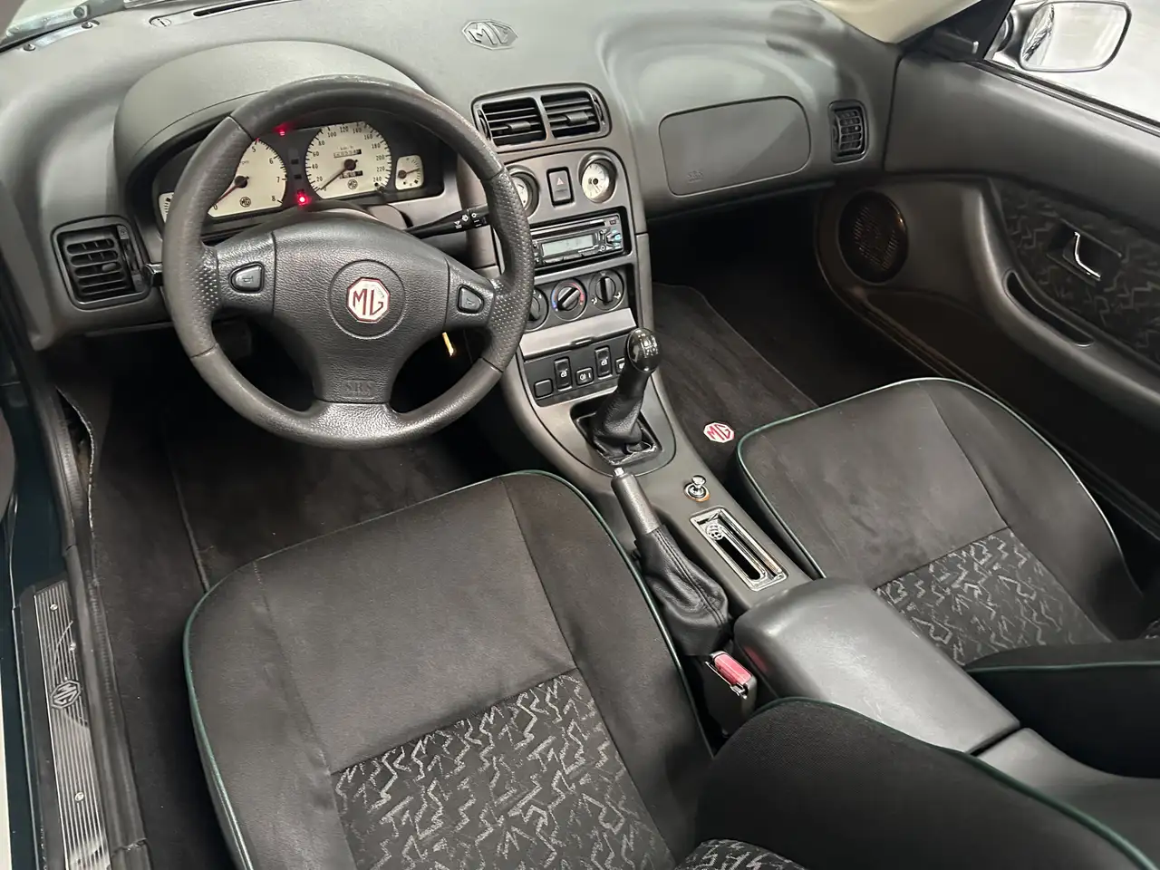 MG MGF 1.8i "75" MK III CABRIO MET HARDTOP Goed onderhoud, foto 10