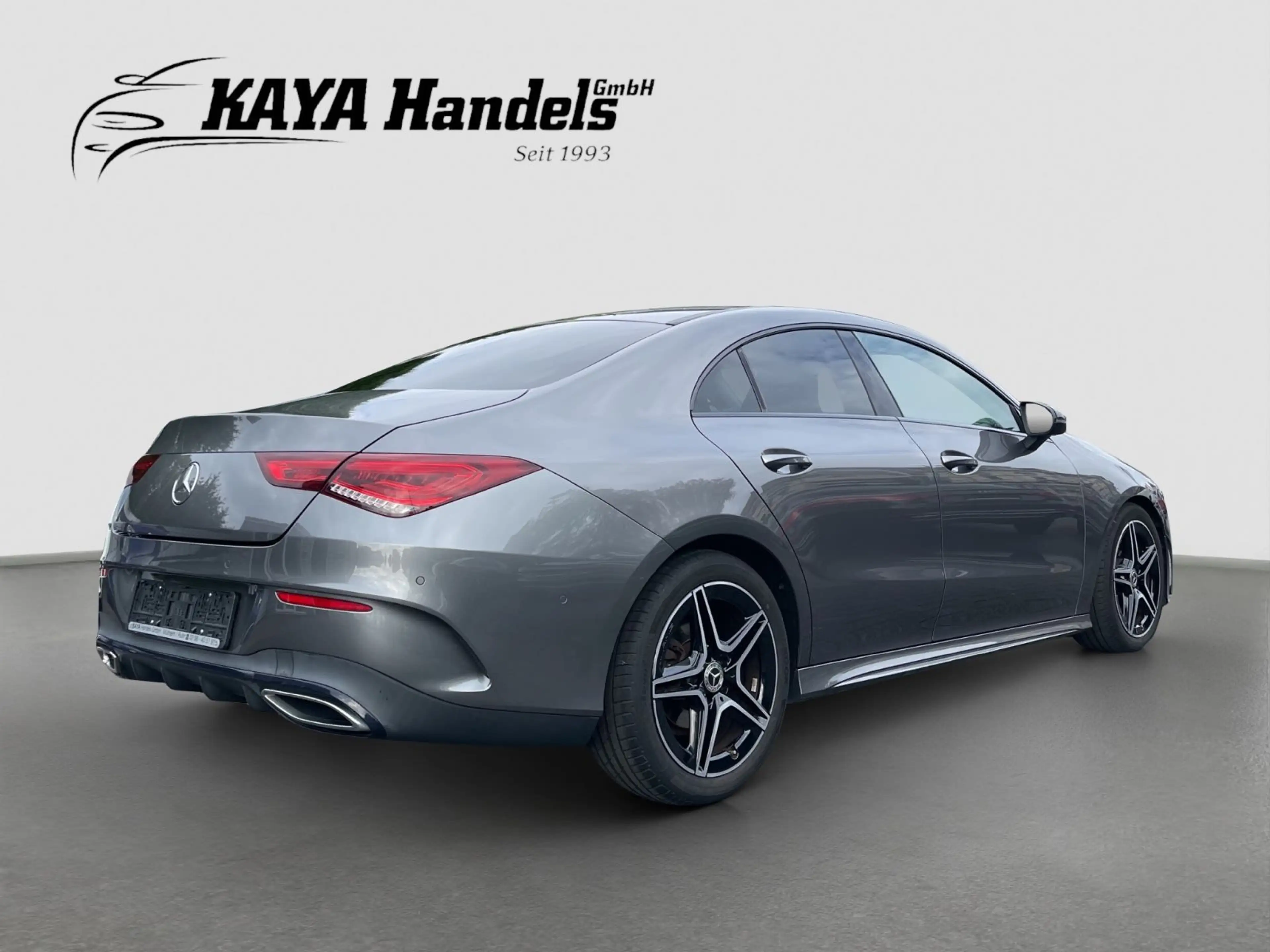 Mercedes-Benz CLA 180 Kamera/Panorama/Night-Paket/ AMG Line — photo 7