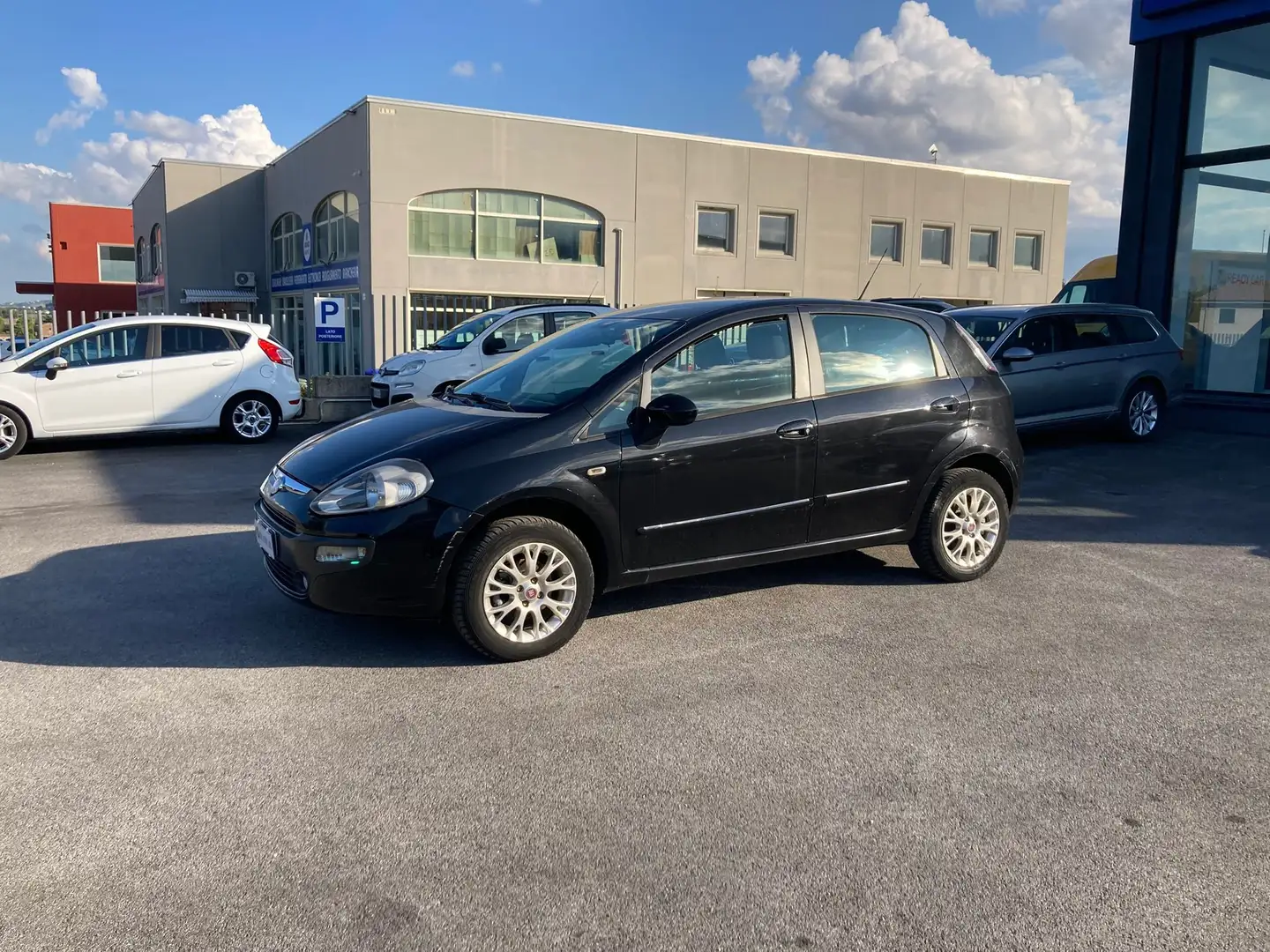 Fiat Punto Evo 5p 1.4 natural power Dynamic 70cv Schwarz - 2
