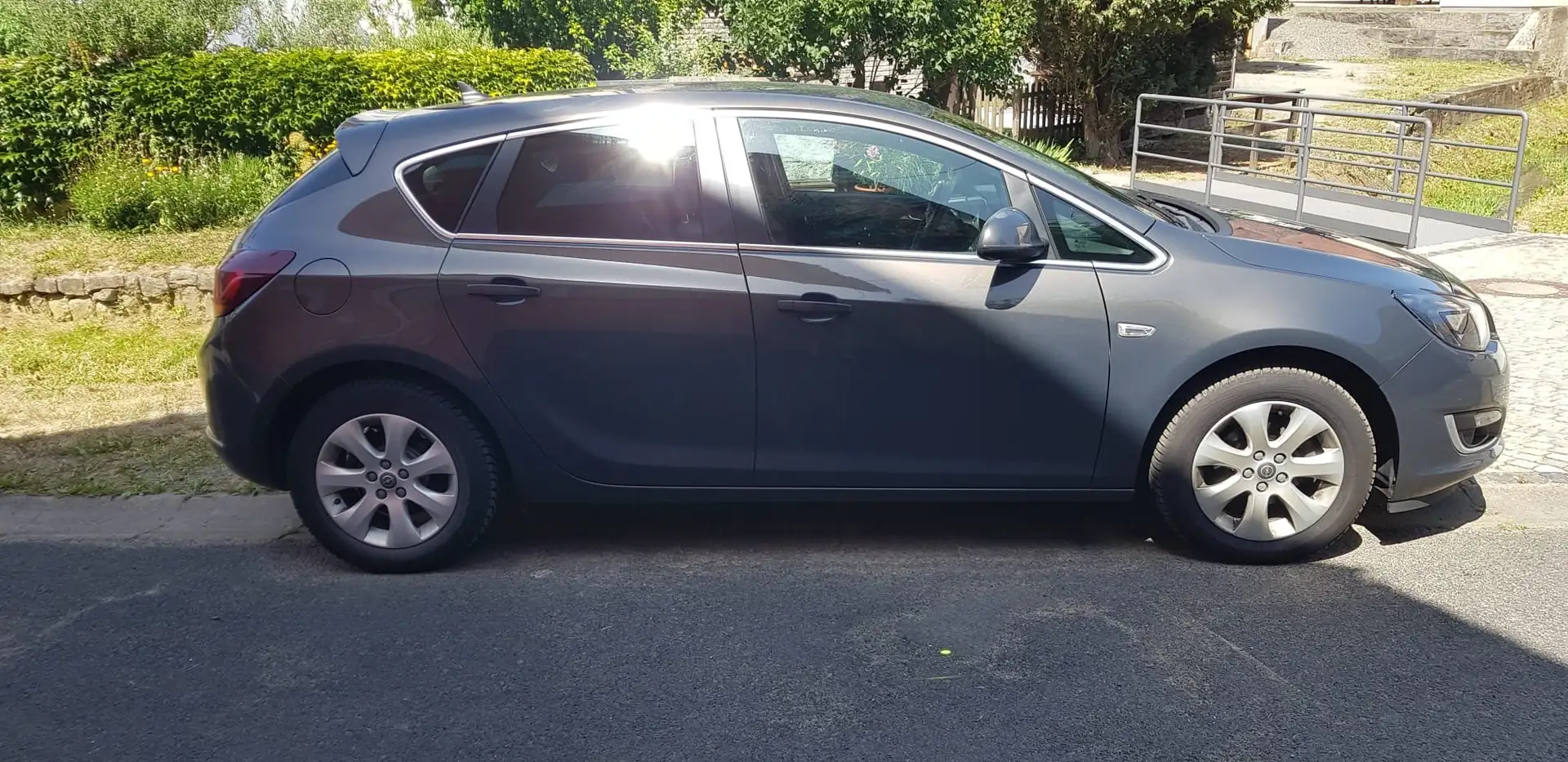 Opel Astra Astra 1.4 Turbo Exklusiv - 2