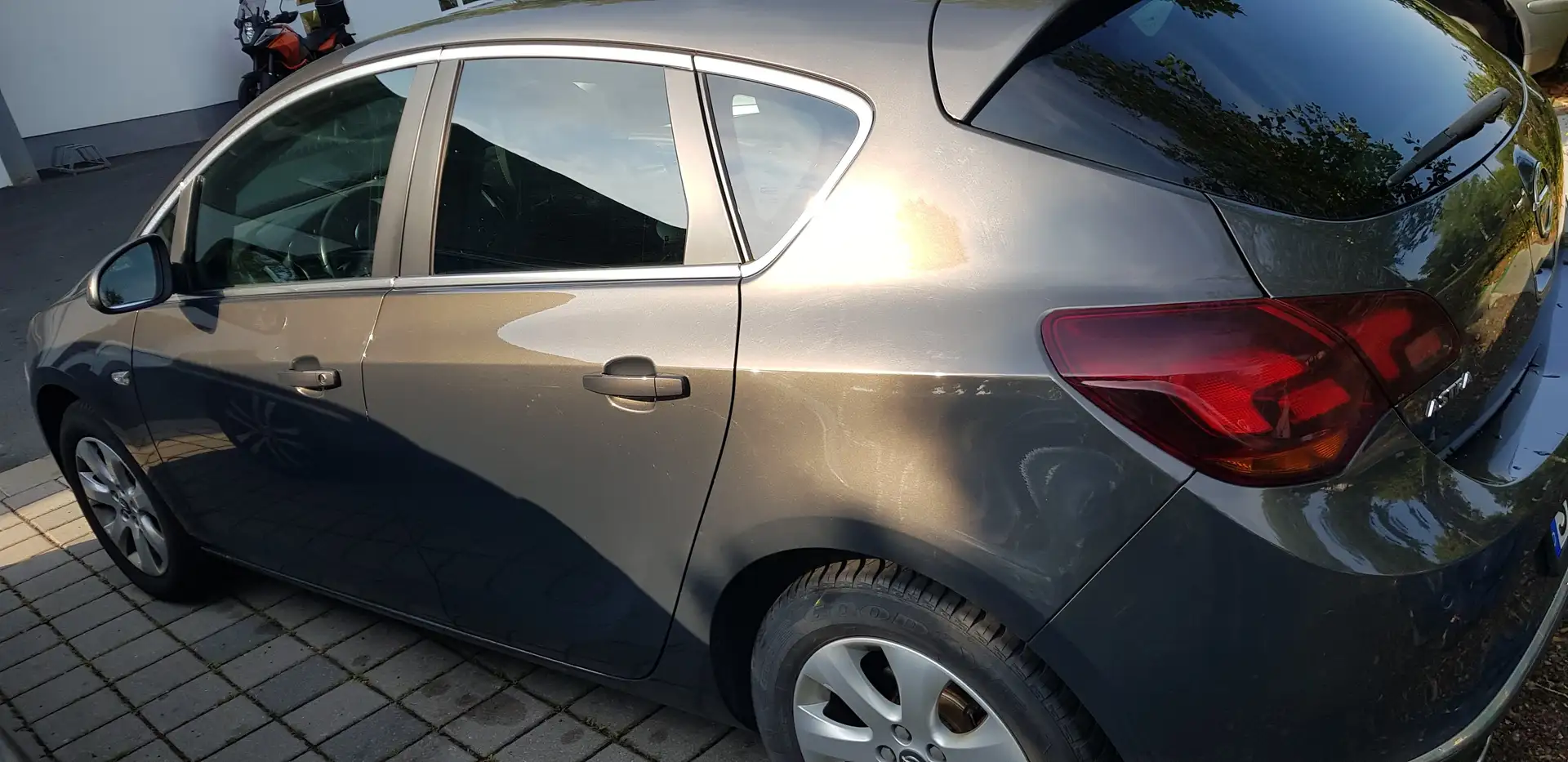 Opel Astra Astra 1.4 Turbo Exklusiv - 1