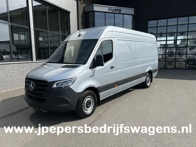 Mercedes-Benz 320 eSprinter L3 Select 81kWh / Snel laden 115kw / Tre