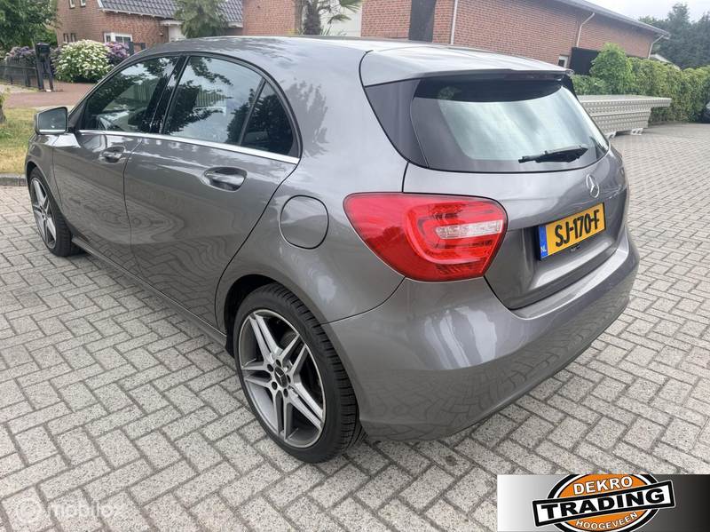 Mercedes-Benz A 180 Ambition clima Apple CarPlay camera — photo 3