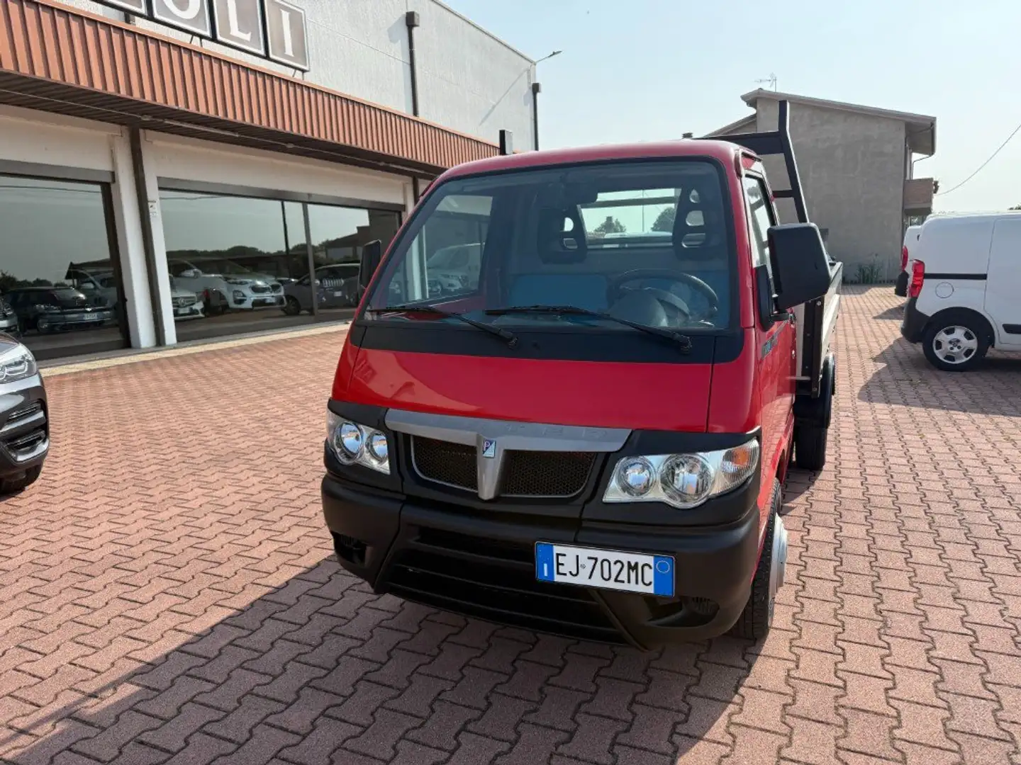Piaggio Porter MAXXI Rojo - 2
