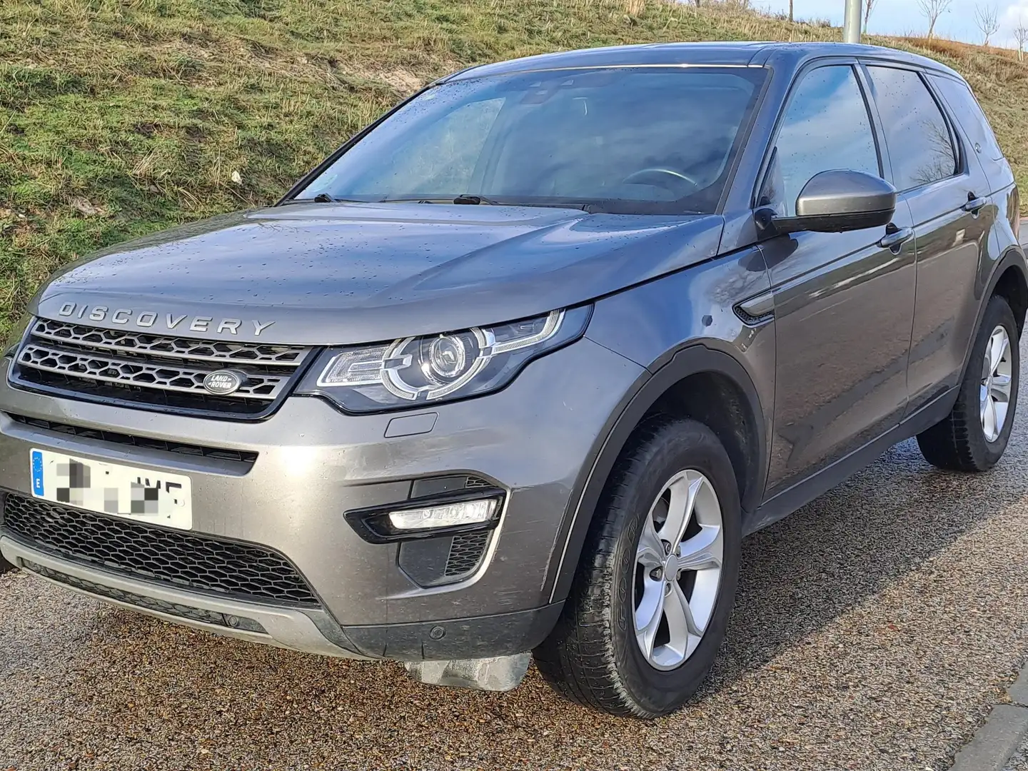 Land Rover Discovery Sport Discovery Sport 2.0TD4 SE 4x4 Aut. 180 SE Gris - 2